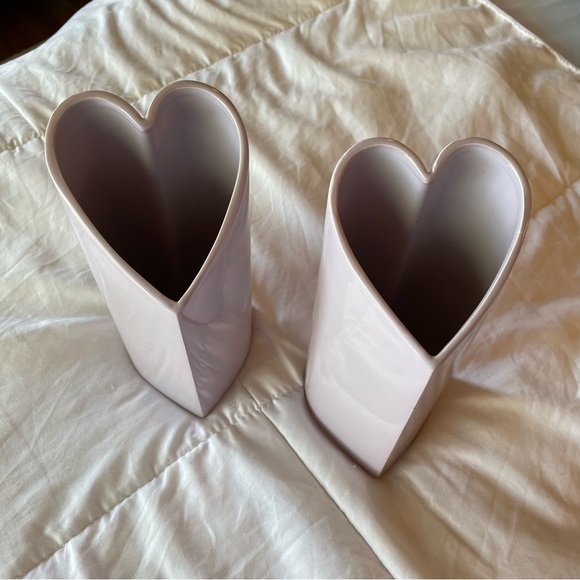 80’s Heart Vases - Picture 3 of 11
